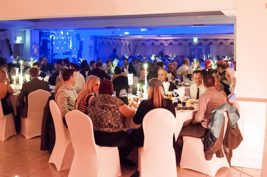 Oyo Clayton Lodge Newcastle-under-Lyme Extérieur photo