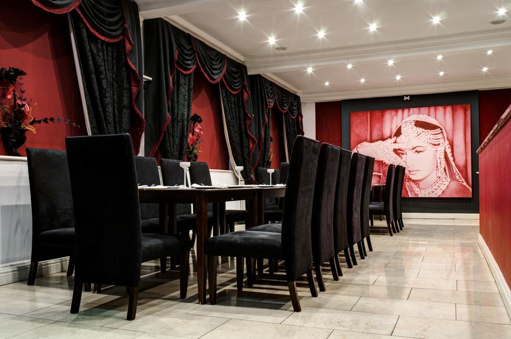 Oyo Clayton Lodge Newcastle-under-Lyme Extérieur photo