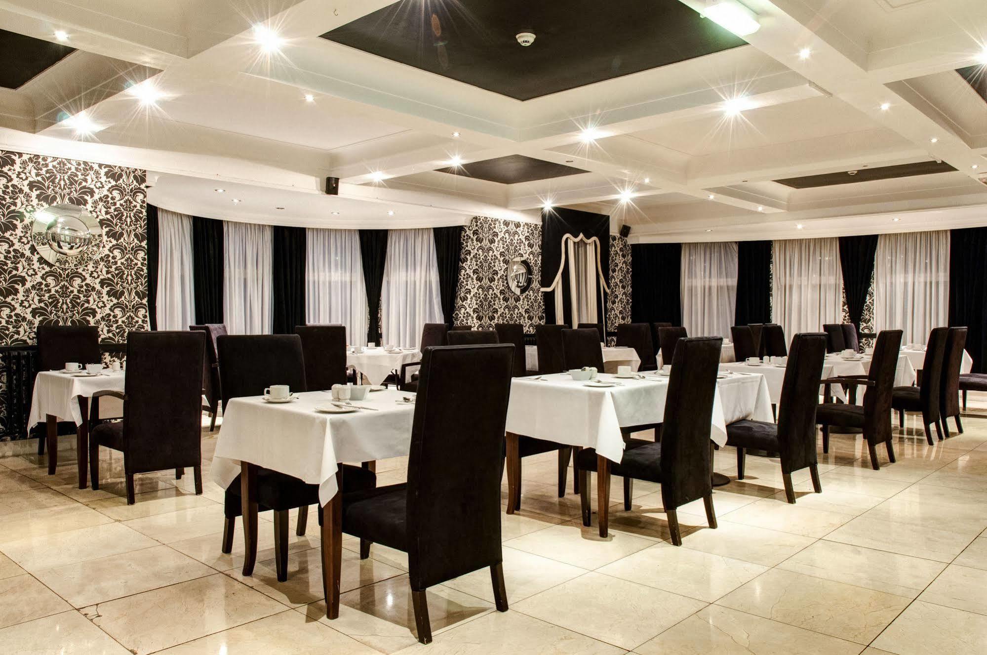Oyo Clayton Lodge Newcastle-under-Lyme Extérieur photo