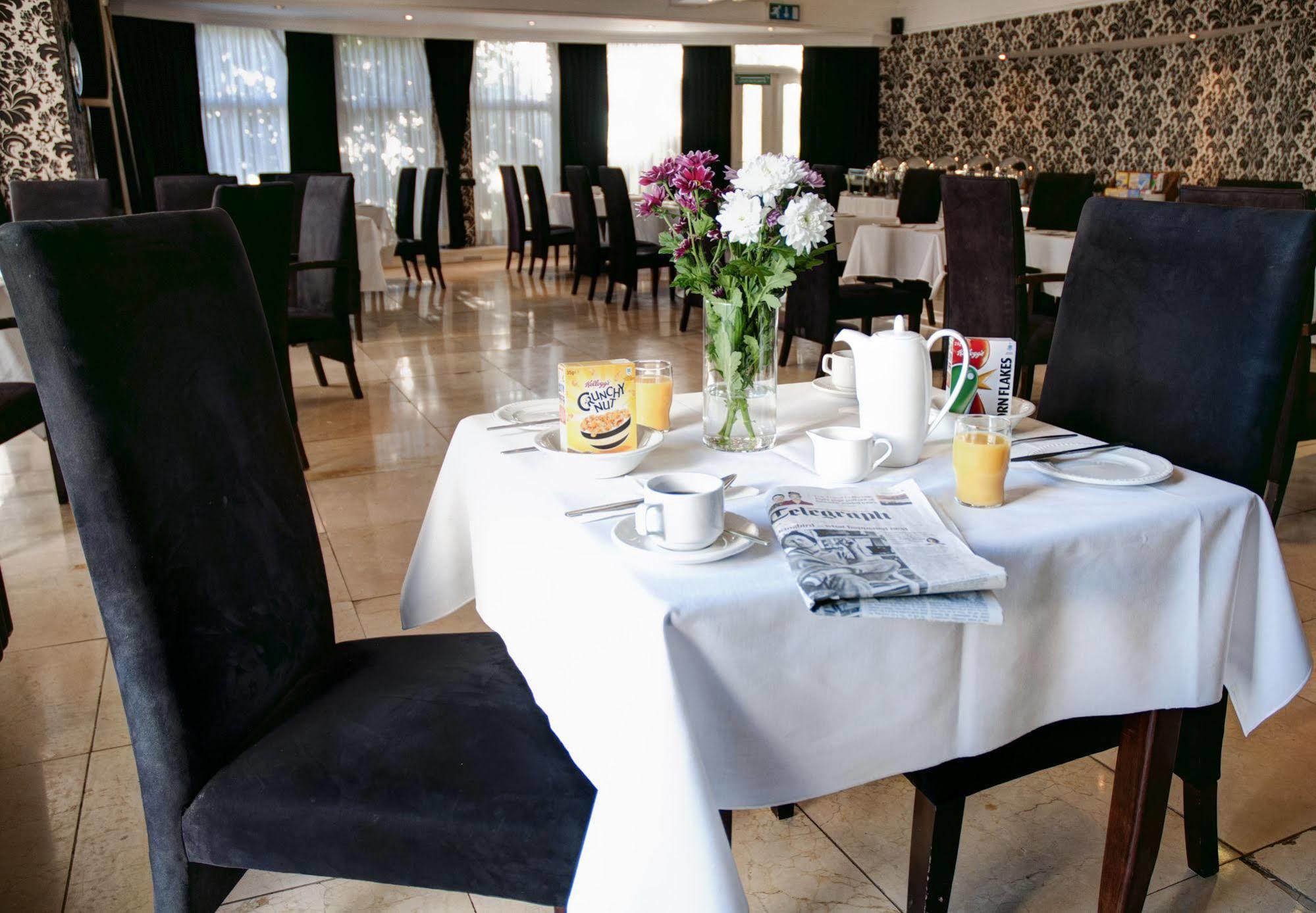 Oyo Clayton Lodge Newcastle-under-Lyme Extérieur photo